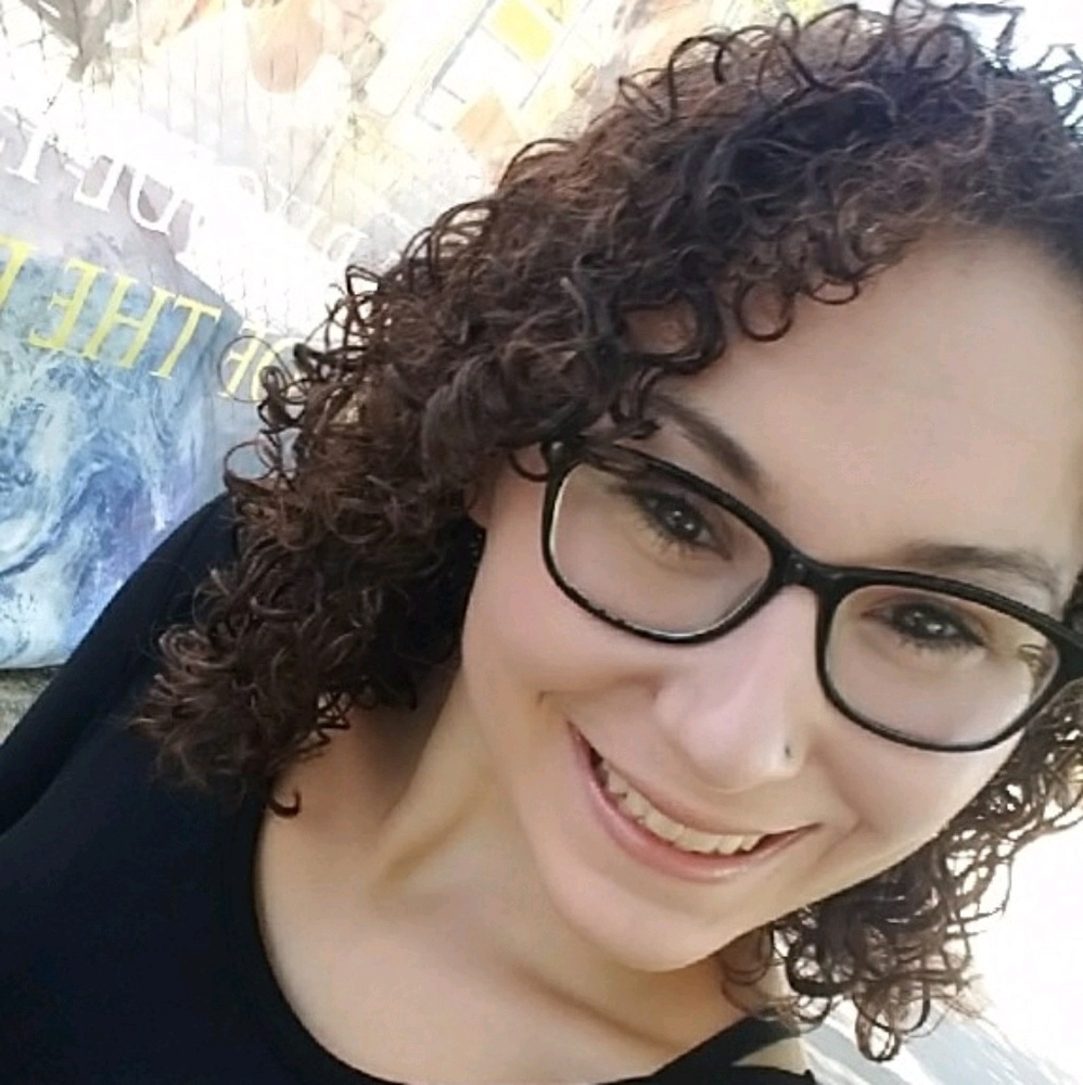 Meet your Posher, Samantha